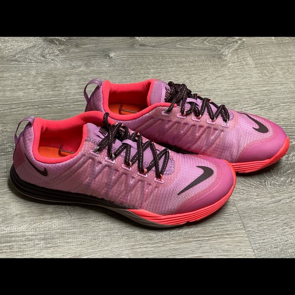 Nike Shoes - Nike lunar cross element women’s training shoes
